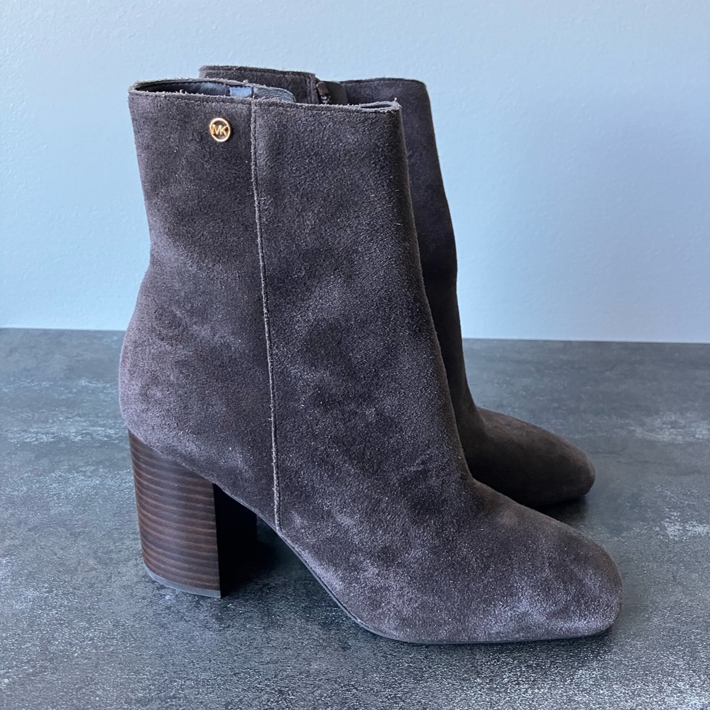 Women's Gray Suede Ankle Boots